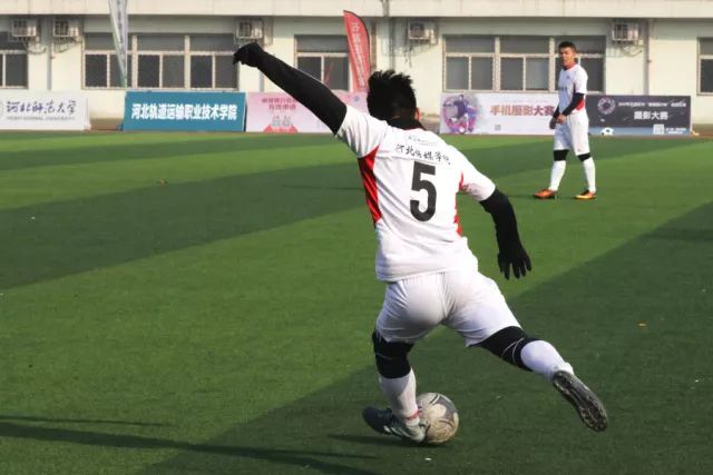 再婚之夜，妻子吐露往昔秘密，令人心碎的真相浮现